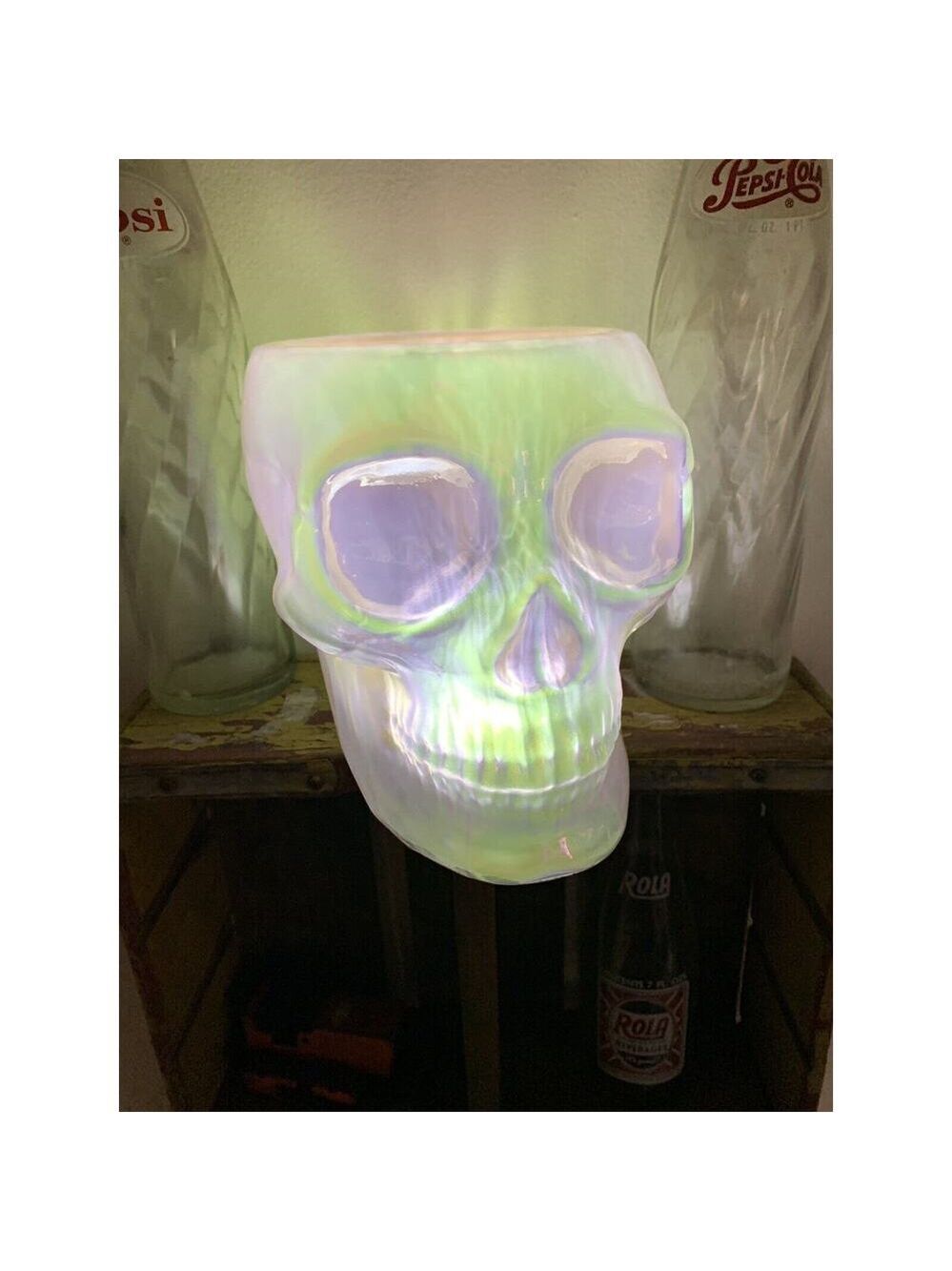 BATH BODY WORKS WATER GLOBE SKULL PEDESTAL Candle Holder 2022 Halloween